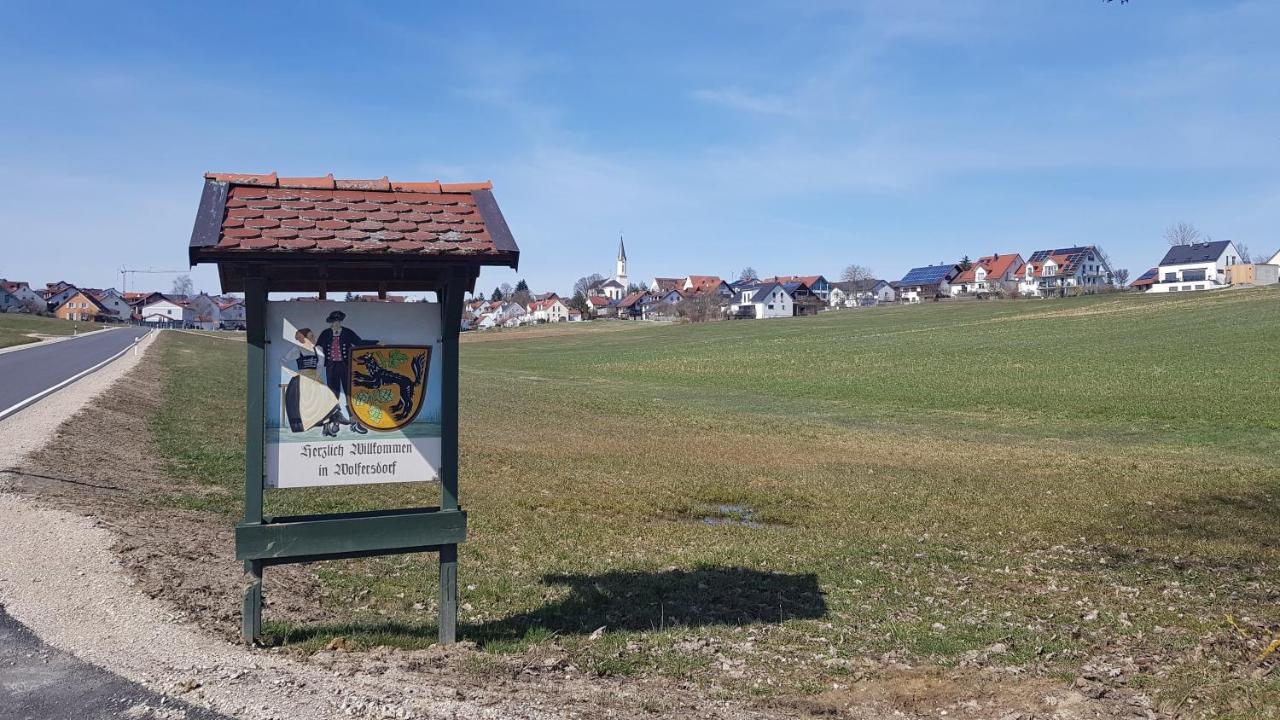 Apartment Charly - Aktivurlaub Im Herzen Bayerns Wolfersdorf Buitenkant foto